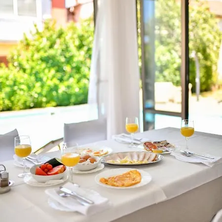Levant Hotel