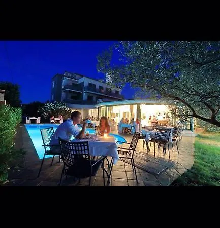 Hotel Levant 3*