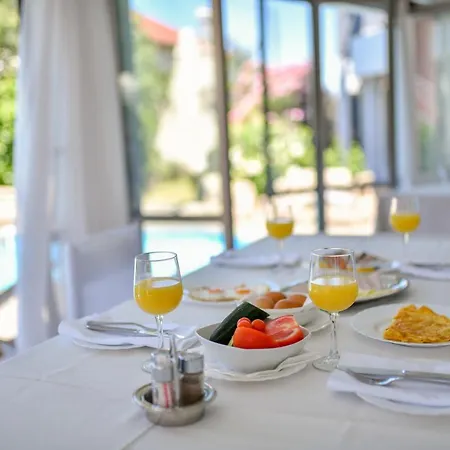 Hotel Levant