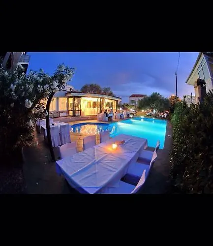 ホテル Levant Sukošan